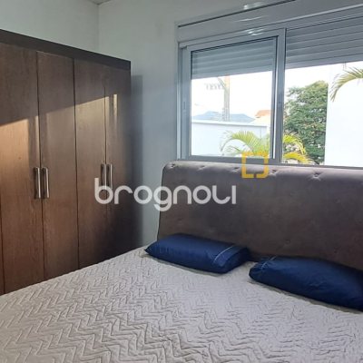 Apartamento com 72m², 3 quartos (sendo 1 suíte), 1 garagem, no bairro Canasvieiras em Florianópolis