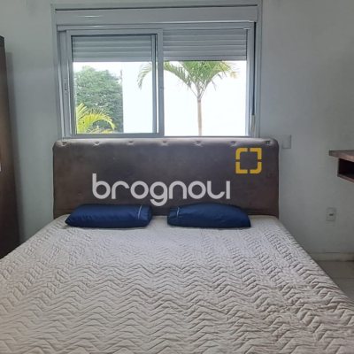 Apartamento com 72m², 3 quartos (sendo 1 suíte), 1 garagem, no bairro Canasvieiras em Florianópolis