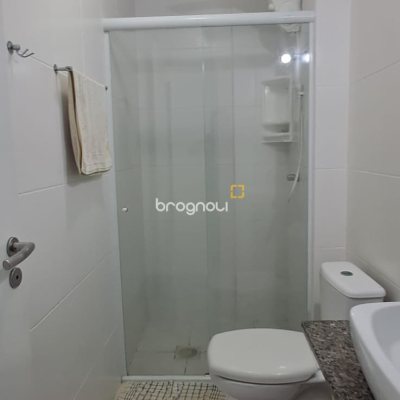 Apartamento com 72m², 3 quartos (sendo 1 suíte), 1 garagem, no bairro Canasvieiras em Florianópolis
