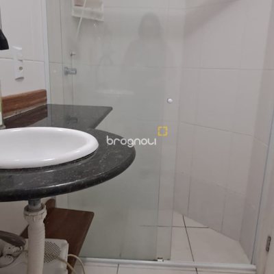 Apartamento com 72m², 3 quartos (sendo 1 suíte), 1 garagem, no bairro Canasvieiras em Florianópolis