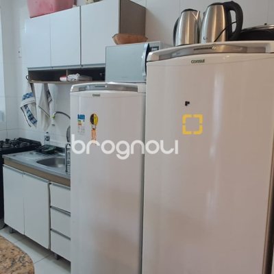 Apartamento com 72m², 3 quartos (sendo 1 suíte), 1 garagem, no bairro Canasvieiras em Florianópolis