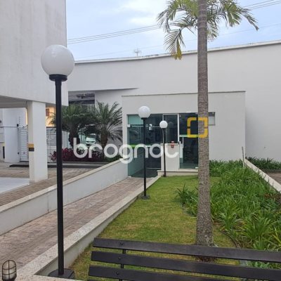 Apartamento com 72m², 3 quartos (sendo 1 suíte), 1 garagem, no bairro Canasvieiras em Florianópolis