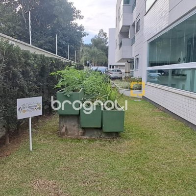 Apartamento com 72m², 3 quartos (sendo 1 suíte), 1 garagem, no bairro Canasvieiras em Florianópolis