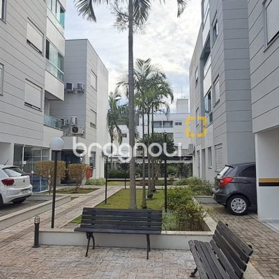 Apartamento com 72m², 3 quartos (sendo 1 suíte), 1 garagem, no bairro Canasvieiras em Florianópolis