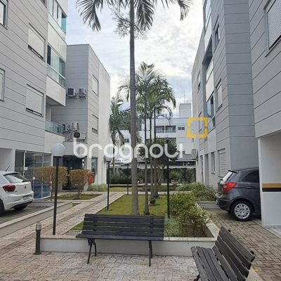 Apartamento com 72m², 3 quartos (sendo 1 suíte), 1 garagem, no bairro Canasvieiras em Florianópolis