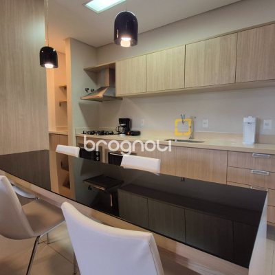 Loft com 68m², 1 quarto (sendo 1 suíte), 1 garagem, no bairro Canajurê em Florianópolis