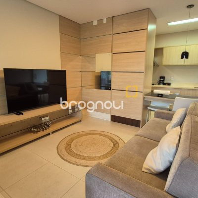 Loft com 68m², 1 quarto (sendo 1 suíte), 1 garagem, no bairro Canajurê em Florianópolis