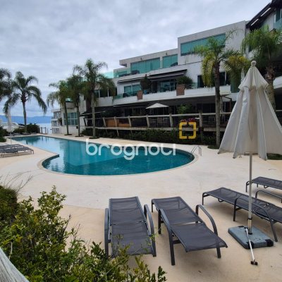 Loft com 68m², 1 quarto (sendo 1 suíte), 1 garagem, no bairro Canajurê em Florianópolis