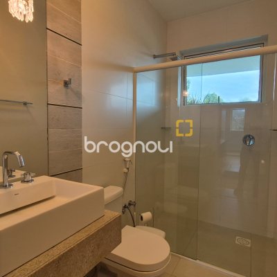 Loft com 68m², 1 quarto (sendo 1 suíte), 1 garagem, no bairro Canajurê em Florianópolis