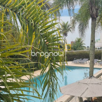 Loft com 68m², 1 quarto (sendo 1 suíte), 1 garagem, no bairro Canajurê em Florianópolis