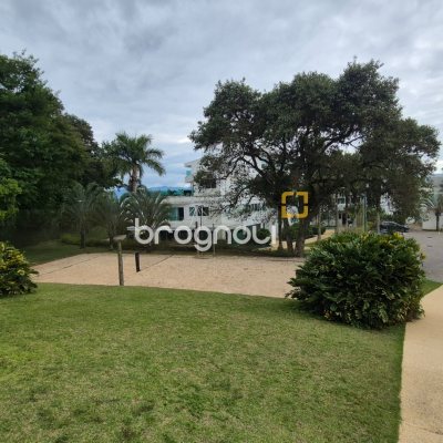 Loft com 68m², 1 quarto (sendo 1 suíte), 1 garagem, no bairro Canajurê em Florianópolis