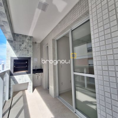 Apartamento com 66m², 2 quartos (sendo 1 suíte), 1 garagem, no bairro Kobrasol em São José