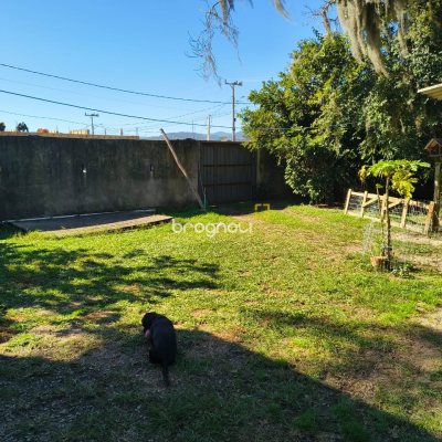 Terreno com 475m², no bairro Ratones em Florianópolis