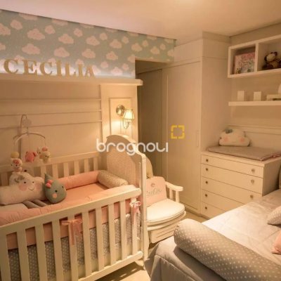 Cobertura com 113m², 3 quartos (sendo 2 suítes), 3 garagens, no bairro Coqueiros em Florianópolis