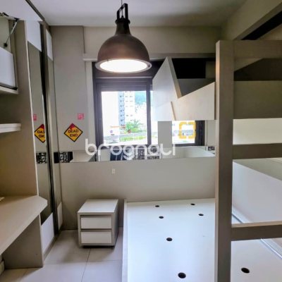 Apartamento com 82m², 3 quartos (sendo 1 suíte), 2 garagens, no bairro Itacorubi em Florianópolis