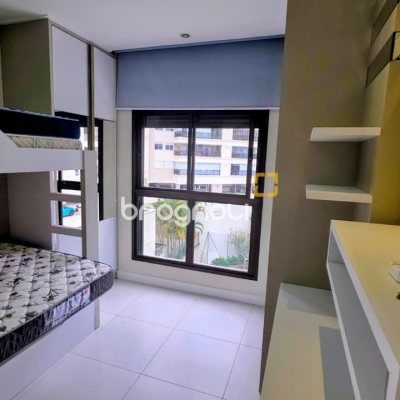 Apartamento com 82m², 3 quartos (sendo 1 suíte), 2 garagens, no bairro Itacorubi em Florianópolis