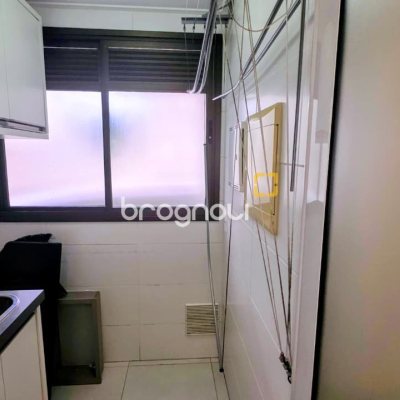 Apartamento com 82m², 3 quartos (sendo 1 suíte), 2 garagens, no bairro Itacorubi em Florianópolis