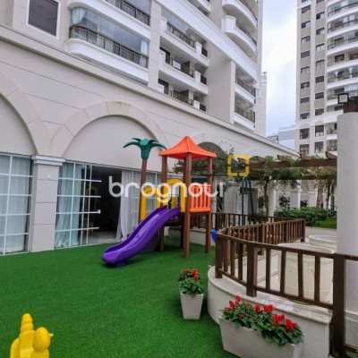 Apartamento com 82m², 3 quartos (sendo 1 suíte), 2 garagens, no bairro Itacorubi em Florianópolis