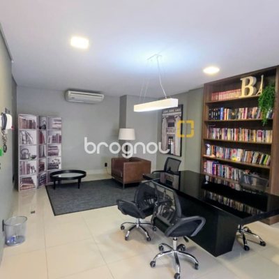 Apartamento com 82m², 3 quartos (sendo 1 suíte), 2 garagens, no bairro Itacorubi em Florianópolis