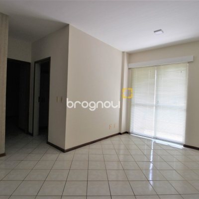 Apartamento com 61m², 2 quartos (sendo 1 suíte), 1 garagem, no bairro Itacorubi em Florianópolis
