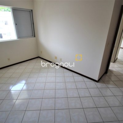 Apartamento com 61m², 2 quartos (sendo 1 suíte), 1 garagem, no bairro Itacorubi em Florianópolis
