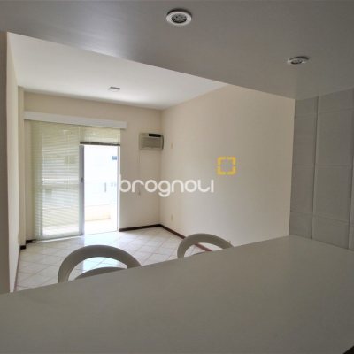 Apartamento com 61m², 2 quartos (sendo 1 suíte), 1 garagem, no bairro Itacorubi em Florianópolis