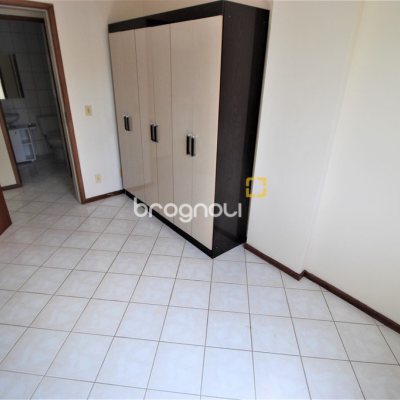 Apartamento com 61m², 2 quartos (sendo 1 suíte), 1 garagem, no bairro Itacorubi em Florianópolis