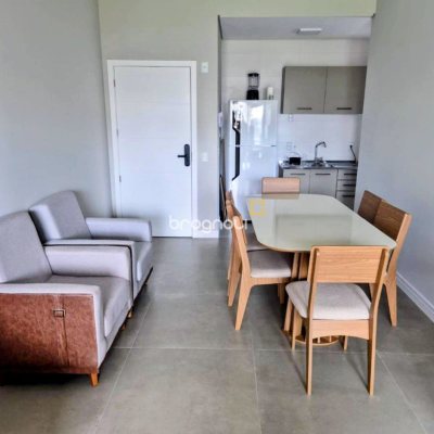 Apartamento com 69m², 2 quartos (sendo 1 suíte), 1 garagem, no bairro Ingleses em Florianópolis