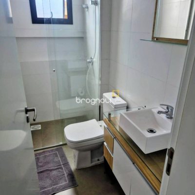 Apartamento com 69m², 2 quartos (sendo 1 suíte), 1 garagem, no bairro Ingleses em Florianópolis
