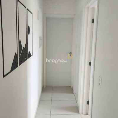 Apartamento com 58m², 2 quartos, 1 garagem, no bairro Areias em São José