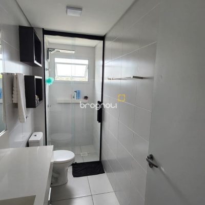 Apartamento com 58m², 2 quartos, 1 garagem, no bairro Areias em São José