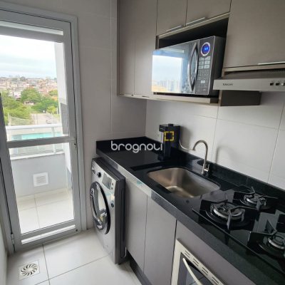 Apartamento com 58m², 2 quartos, 1 garagem, no bairro Areias em São José