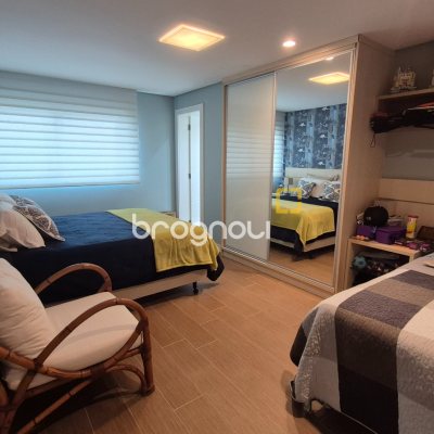 Cobertura com 311m², 4 quartos (sendo 4 suítes), 4 garagens, no bairro Canajurê em Florianópolis