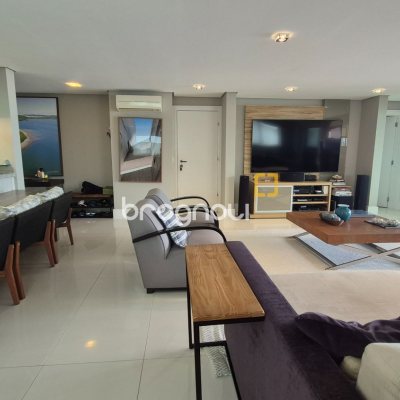 Cobertura com 311m², 4 quartos (sendo 4 suítes), 4 garagens, no bairro Canajurê em Florianópolis