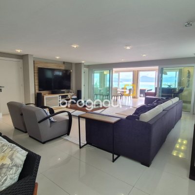 Cobertura com 311m², 4 quartos (sendo 4 suítes), 4 garagens, no bairro Canajurê em Florianópolis