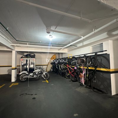Apartamento com 71m², 2 quartos (sendo 1 suíte), 1 garagem, no bairro Praia Comprida em São José