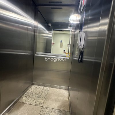 Apartamento com 71m², 2 quartos (sendo 1 suíte), 1 garagem, no bairro Praia Comprida em São José