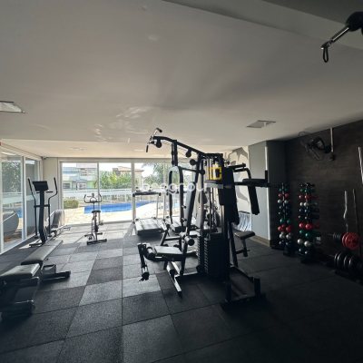 Apartamento com 71m², 2 quartos (sendo 1 suíte), 1 garagem, no bairro Praia Comprida em São José