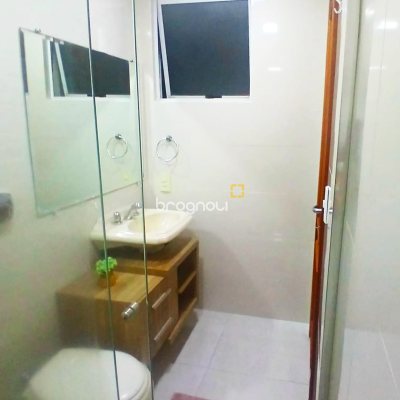 Apartamento com 108m², 3 quartos (sendo 1 suíte), 1 garagem, no bairro Kobrasol em São José