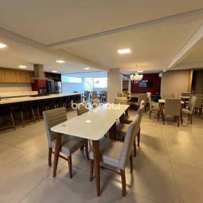 Apartamento com 108m², 3 quartos (sendo 1 suíte), 1 garagem, no bairro Kobrasol em São José