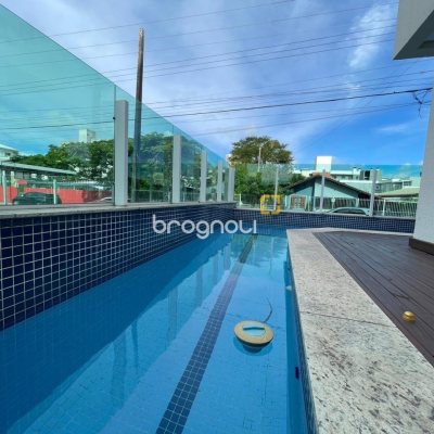 Apartamento com 83m², 3 quartos (sendo 1 suíte), 1 garagem, no bairro Canasvieiras em Florianópolis