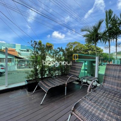 Apartamento com 83m², 3 quartos (sendo 1 suíte), 1 garagem, no bairro Canasvieiras em Florianópolis
