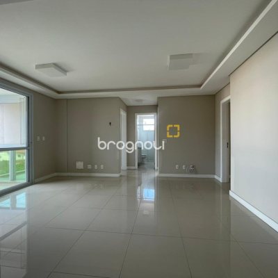 Apartamento com 83m², 3 quartos (sendo 1 suíte), 1 garagem, no bairro Canasvieiras em Florianópolis