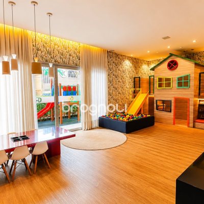 Apartamento com 107m², 3 quartos (sendo 1 suíte), 1 garagem, no bairro Campinas em São José