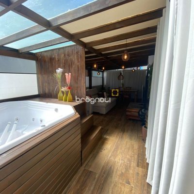 Apartamento com 86m², 2 quartos (sendo 1 suíte), 1 garagem, no bairro Ingleses em Florianópolis