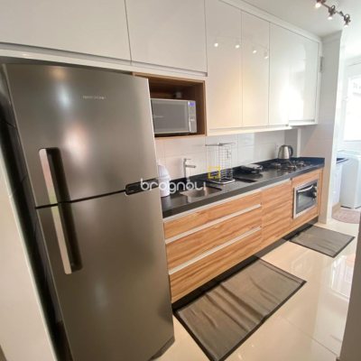Apartamento com 86m², 2 quartos (sendo 1 suíte), 1 garagem, no bairro Ingleses em Florianópolis