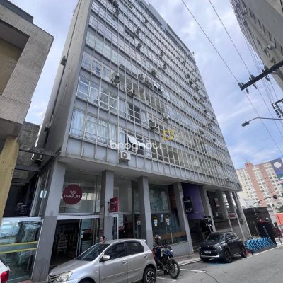Studio com 36m², 1 quarto, no bairro Centro em Florianópolis