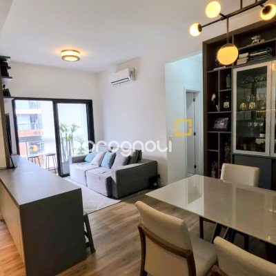Apartamento com 70m², 2 quartos (sendo 1 suíte), 1 garagem, no bairro Centro em Florianópolis