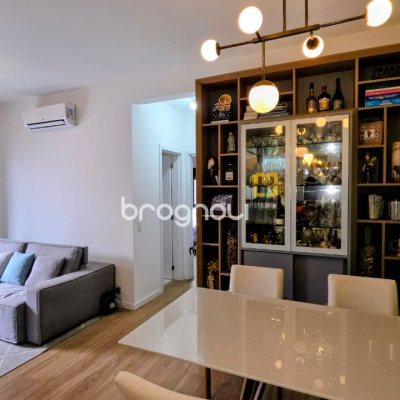 Apartamento com 70m², 2 quartos (sendo 1 suíte), 1 garagem, no bairro Centro em Florianópolis