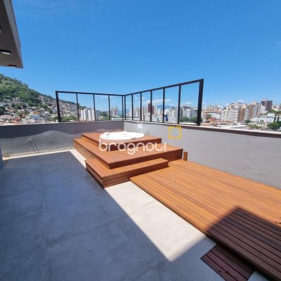 Apartamento com 70m², 2 quartos (sendo 1 suíte), 1 garagem, no bairro Centro em Florianópolis
